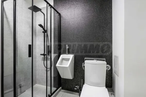 Spacious Two-Level Apartment in Kırşıyakı, Plovdiv. - Image 3