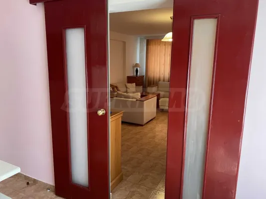 Spacious Apartment with River View - Vidin, Bulgaria (118m²) - Image 1