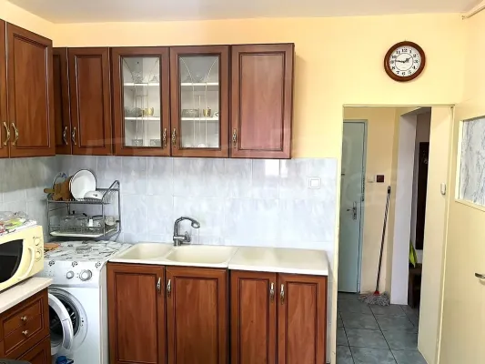 Spacious 2-Bedroom Apartment in Central Stara Zagora - €90,000 - Image 1