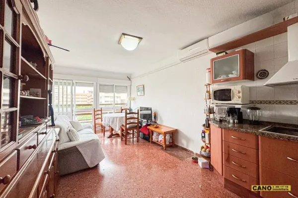 Spacious 2-Bedroom Apartment with Terrace in Aguadulce, Spain - Image 5