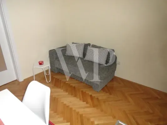 Charming One-Bedroom Apartment Near Belgrade's Heart District - Image 2