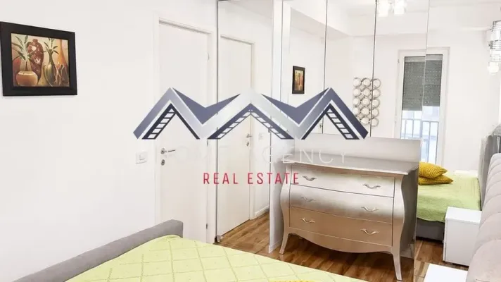 Bright &amp; Fully Furnished 2-Bedroom Apartment in Otopeni - Image 2