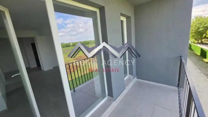Apartment for sale in Otopeni - Image 1