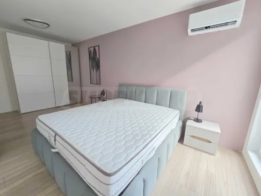 Spacious, Fully Furnished Modern Three-Bedroom Apartment in Sofia’s ‘Raspberry Valley’. - Image 4