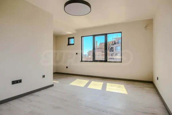 Spacious 3-Bedroom Apartment in Plovdiv's Gagarin Area. - Image 3