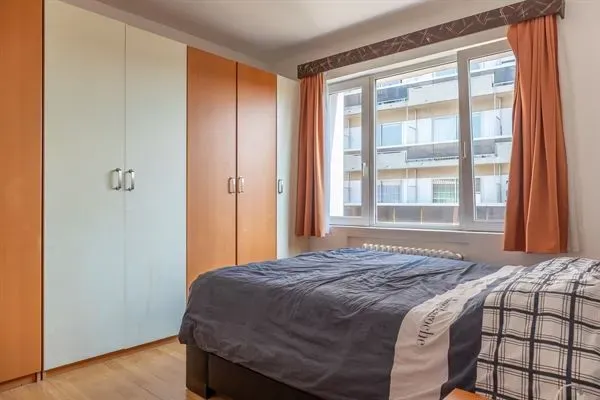 Corner Apartment: Tranquil Living Near Bois de la Cambre - Image 5