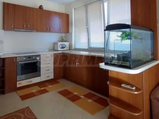 Spacious, Fully Furnished House with Garden in Burgas - Image 2