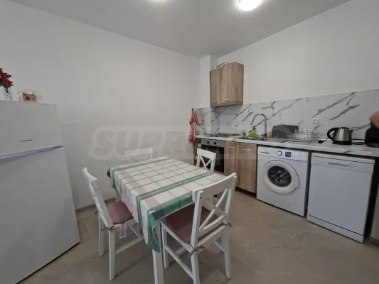Beachfront Sozopol Apartment with Stunning Sea Views - Image 4