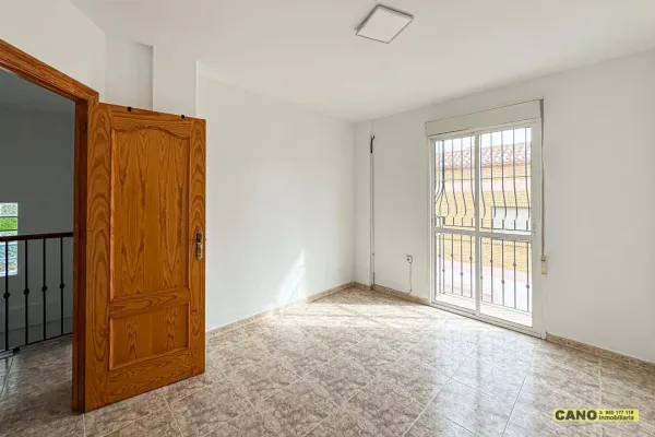 Spacious Duplex Apartment with Garage - Huércal de Almería - Image 3