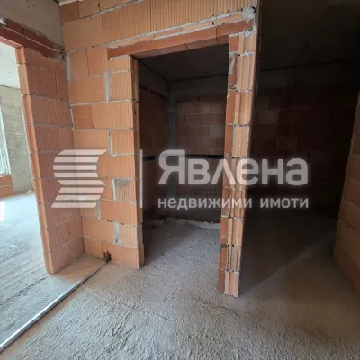 Apartment for sale in Varna - Image 4