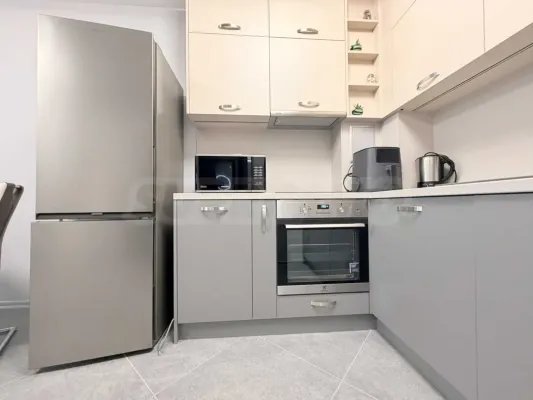Bright Burgas Apartment Near "Heart &amp; Brain" Hospital - Image 5