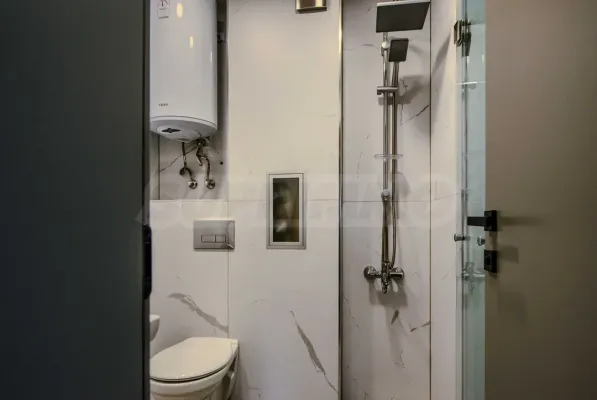 Spacious 3-Bedroom Apartment in Plovdiv's Gagarin Area. - Image 5