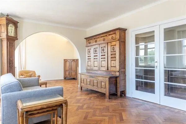 Bright Brussels Apartment - Garage Included - Image 4