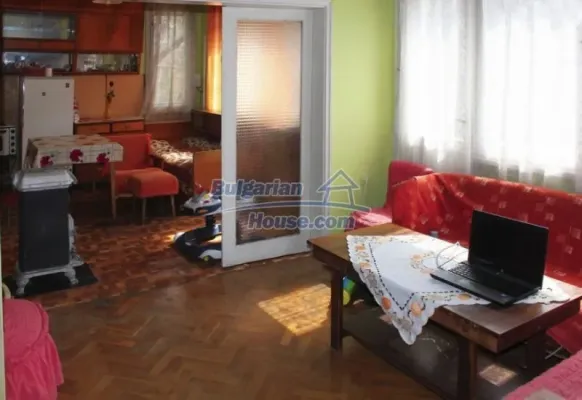 Spacious Stara Zagora Home: 230m² – Central Location - Image 1