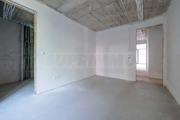 Spacious three-bedroom apartment in prime Lozanev district. - Image 2