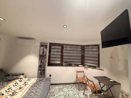 Varna Apartment: Sunny One-Bedroom with Parking Space - Image 2