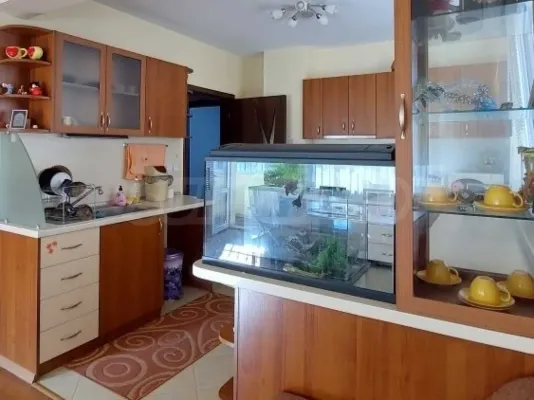 Spacious, Fully Furnished House with Garden in Burgas - Image 4