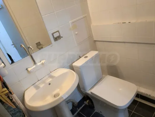 Stylish Fully Furnished Apartment Near Music School in Burgas - Image 3