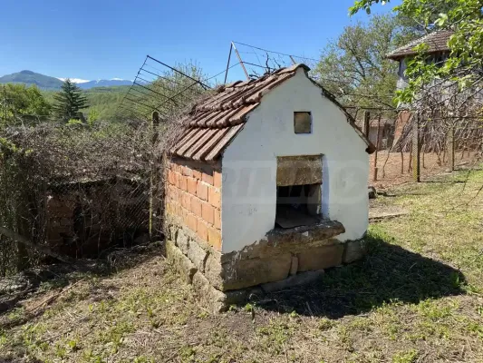 Spacious House with Mountain Views in Borovitsa - Image 2