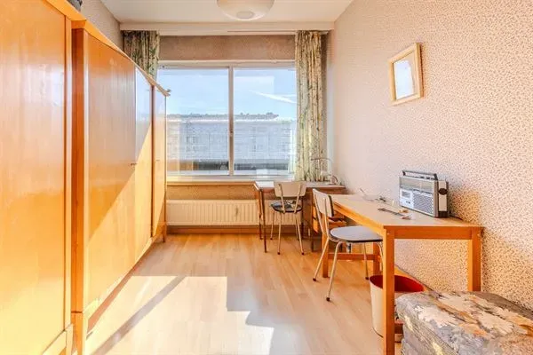 Spacious Brussels Apartment with Terraces & Panoramic City Views - Image 3