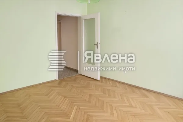 Apartment for sale in Varna - Image 3