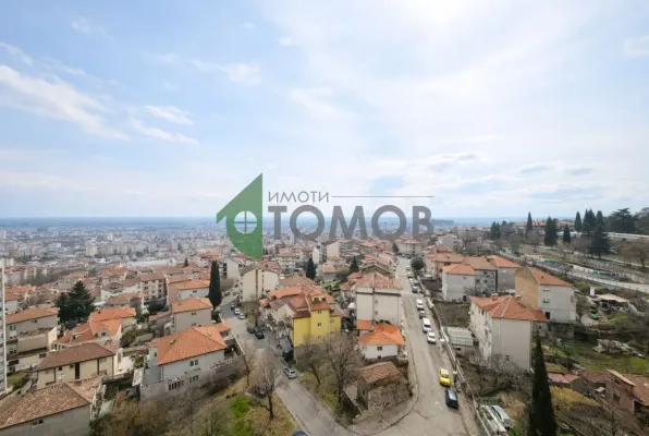 Spacious Stara Zagora Apartment with Panoramic Views - Image 2