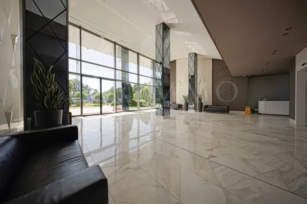 Luxury Diamond Apartment: Sofia's Finest Residence - Image 4