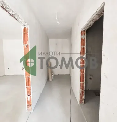 Spacious 3-Bedroom Apartment in New Building - Arazmoto, Stara Zagora - Image 2