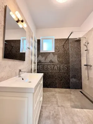 House for rent in Corbeanca - Image 5
