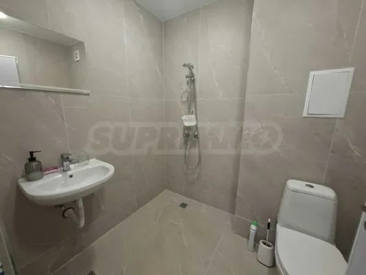 Beachfront Sozopol Apartment with Stunning Sea Views - Image 2