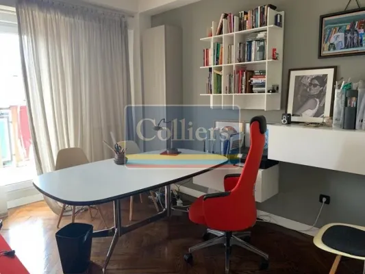 Spacious 3BR Apartment with Elevator in Central Belgrade - Image 1