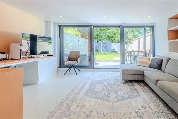 Beautifully Renovated House in Beersel with Garden &amp; Space! - Image 4