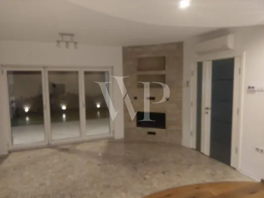 Spacious House with Garden & Gym Near Belgrade - Perfect Family Home - Image 3