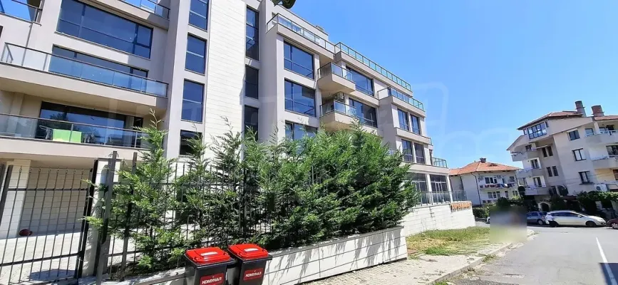 Apartment for sale in Chernomorets - Image 3