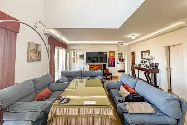Spacious Chalet with Pool &amp; Stunning Valley &amp; Sea Views - Image 1