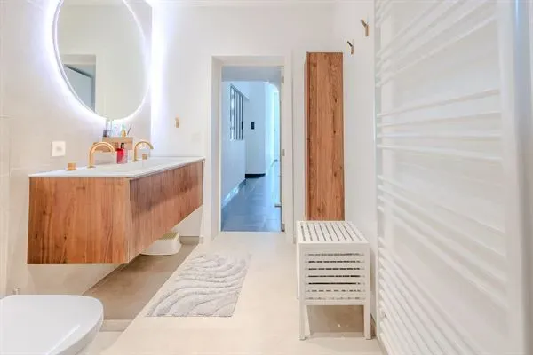 Beautifully Renovated House in Beersel with Garden &amp; Space! - Image 1