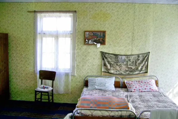 Charming South-Facing House with Land in Picturesque Vidin Region, Bulgaria - Image 5