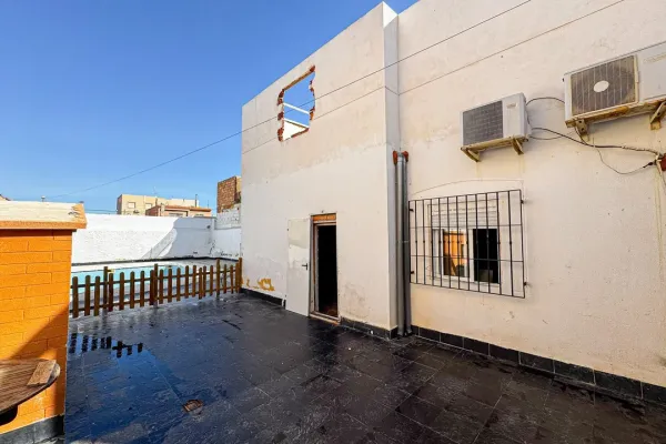 Spacious House with Pool and Garden in Almería, Spain. - Image 1