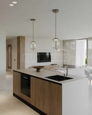 Seafront Apartment: Luxury Coastal Living - Image 4