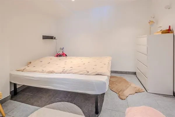 Beautifully Renovated House in Beersel with Garden &amp; Space! - Image 5