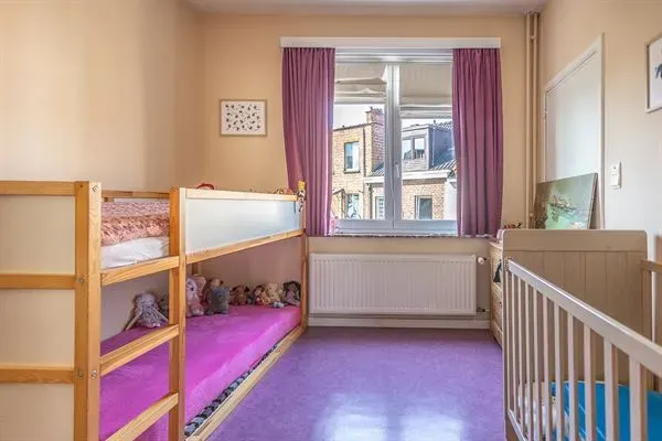 Spacious 3-Bed Anderlecht House with Terrace and Courtyard - €385,000 - Image 2