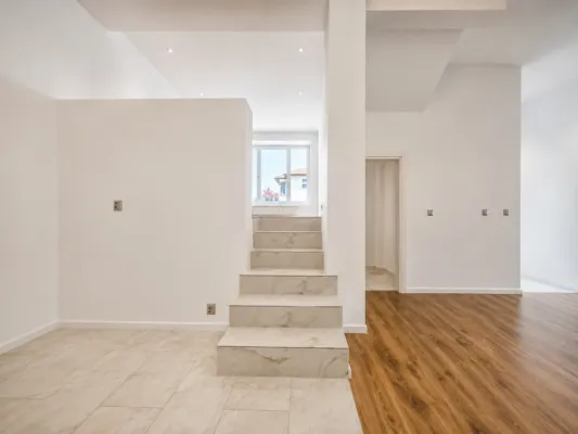 House for sale in Tunari - Image 2