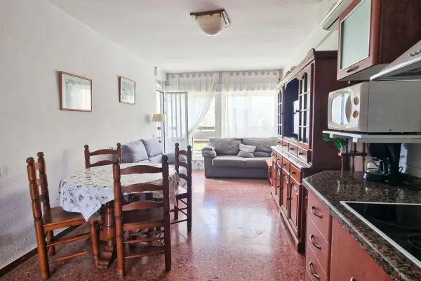 Spacious 2-Bedroom Apartment with Terrace in Aguadulce, Spain - Image 2