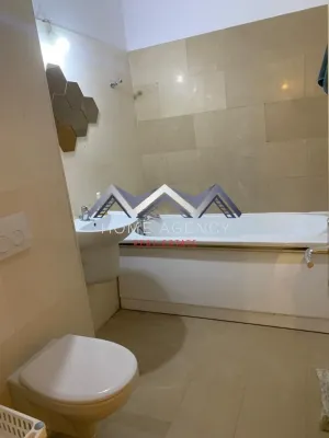 Stylish Fully Furnished 2-Bedroom Apartment in Central Otopeni - Image 5