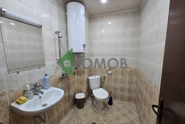 Spacious 1-Bedroom Apartment in Central Stara Zagora – 60m² - Image 5
