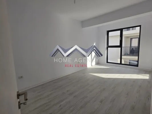 Spacious 3-Bedroom Apartment in Central Otopeni for Sale - Image 2