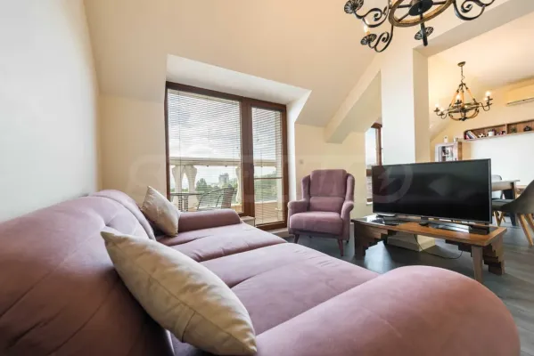 Luxury beachfront apartment with sea view terrace - Image 4