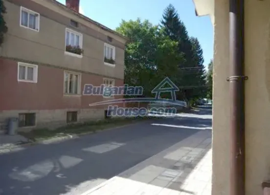 Stylish Bansko Apartment: Fully Furnished 2-Bedroom Residence for Sale - Image 1