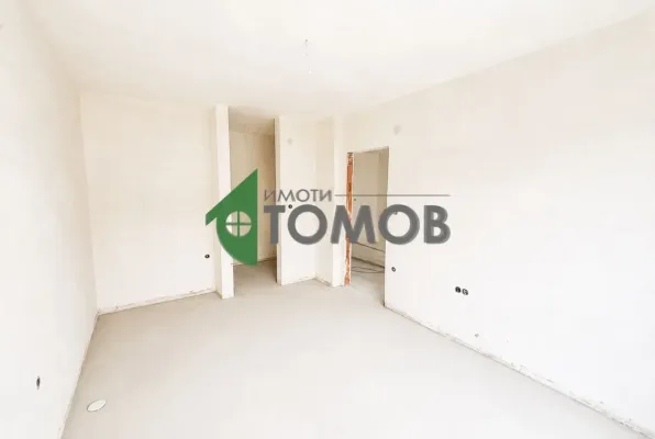 Spacious 3-Bedroom Apartment in New Building - Arazmoto, Stara Zagora - Image 1