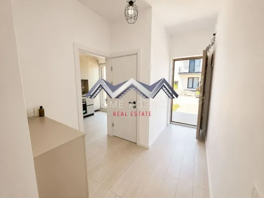 House for rent in Tunari - Image 5